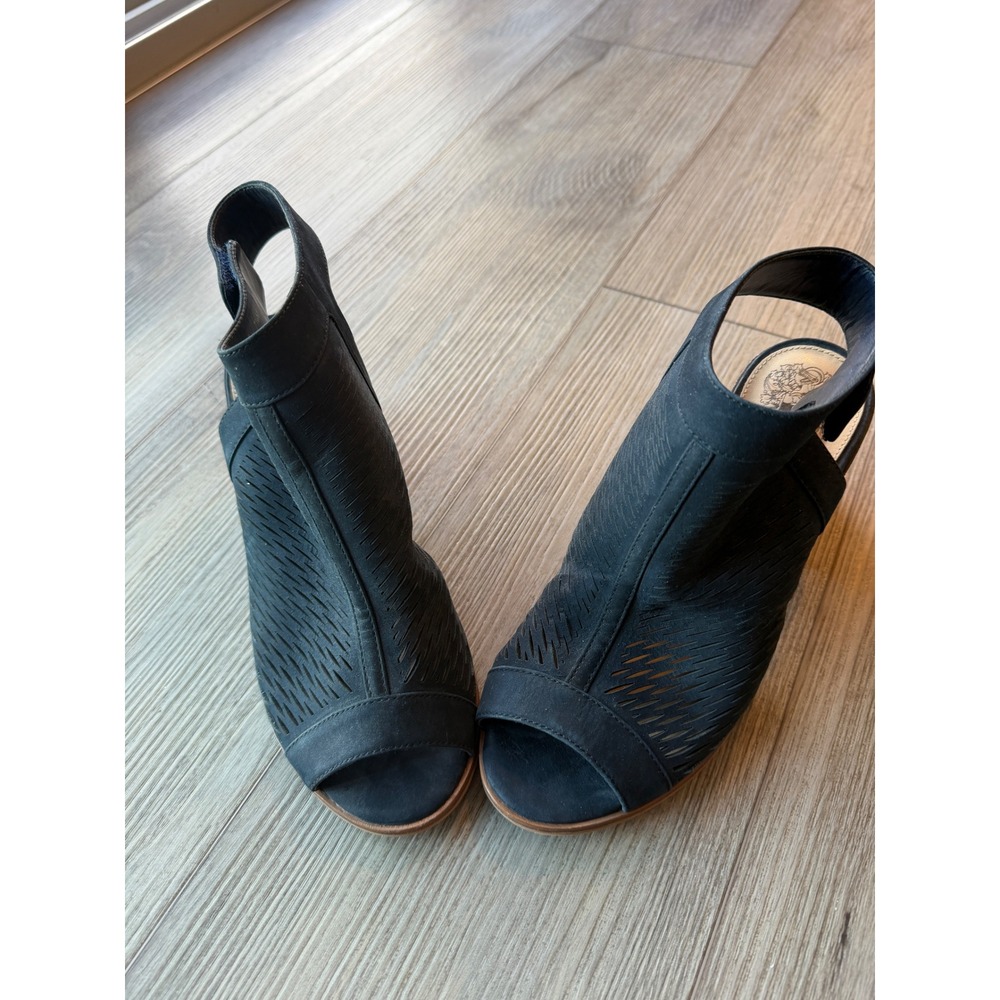Vince Camuto Lavette Navy Leather Perforated Block Heel Sandals 7.5M